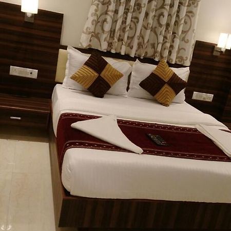 Hotel Golden City Mumbai Dış mekan fotoğraf